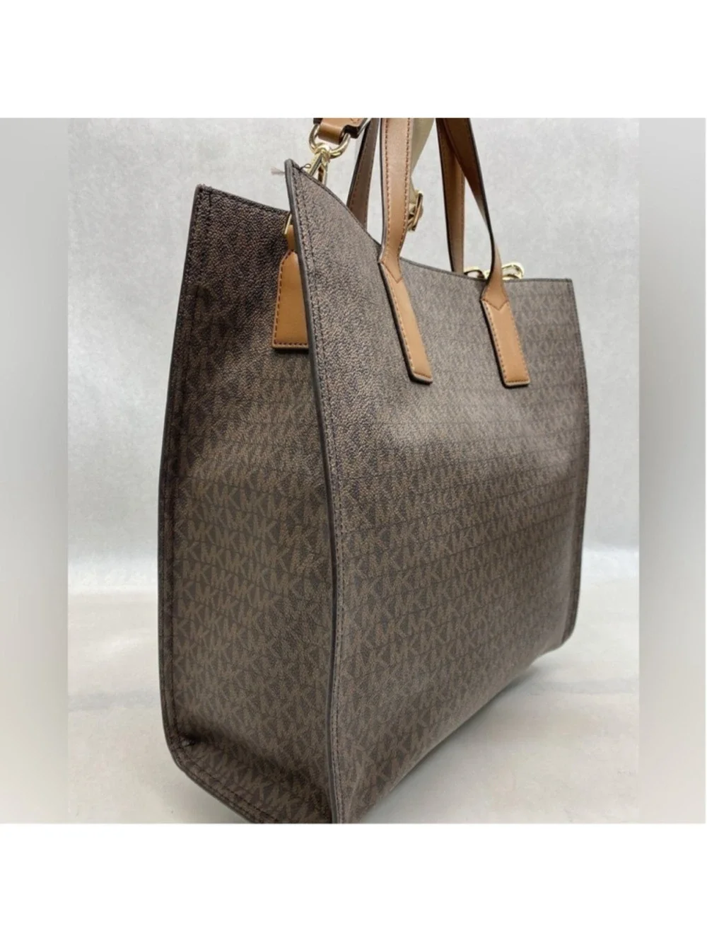 Michael Kors Kenly Large North South (NS) Tote Bag